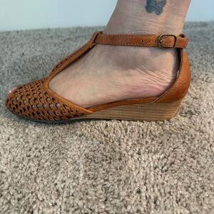 Frye t-strap peep toe small heel wedges